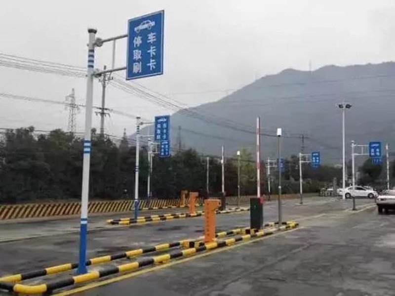 驾校报名新趋势：线上预约更便捷
